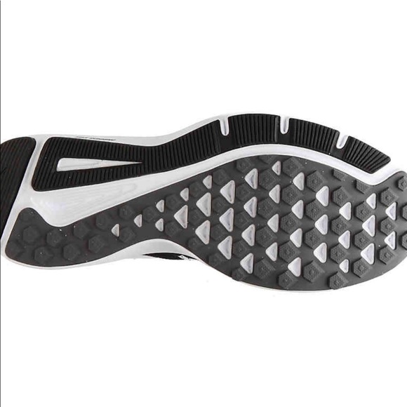 NIKE WOMEN RUN SWIFT RUNNING SHOE - Picture 6 of 7